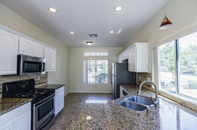 Building Photo - 1765 Baja Ln