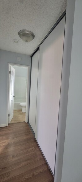 Building Photo - 19170 CA-18