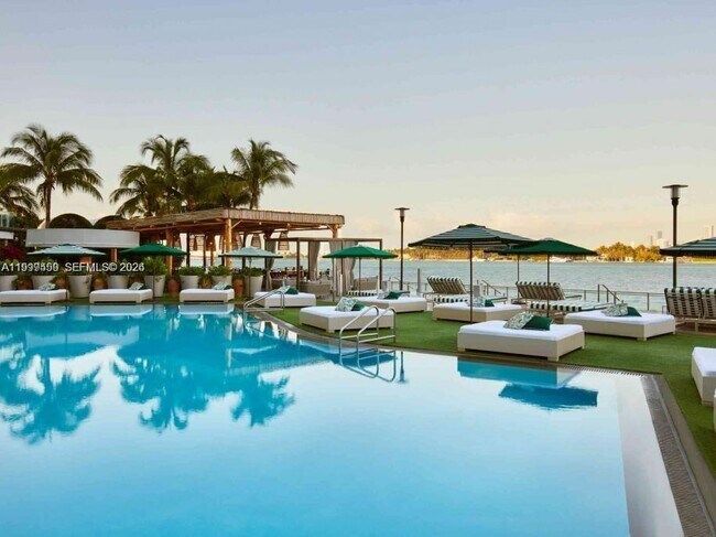 Building Photo - 1100 West Ave