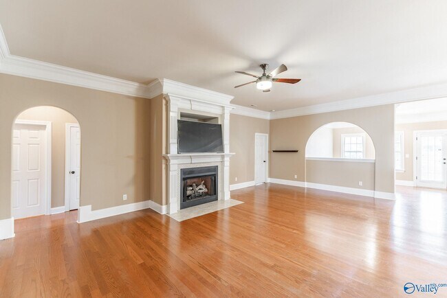 Building Photo - 105 Blanca Dr