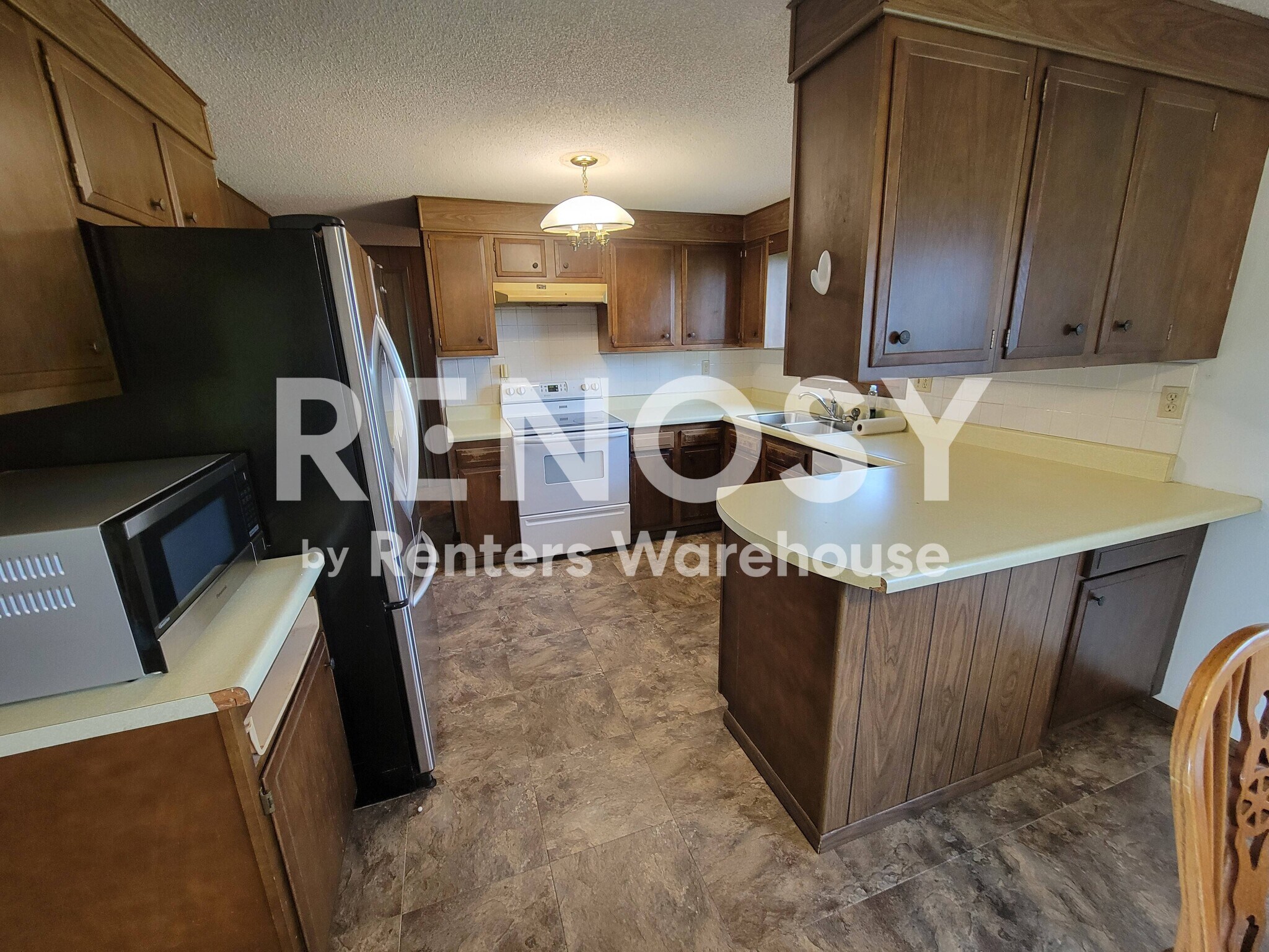 Building Photo - 42296 Reeds Lake Rd