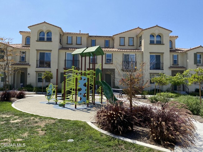 Building Photo - 5067 Manzano St