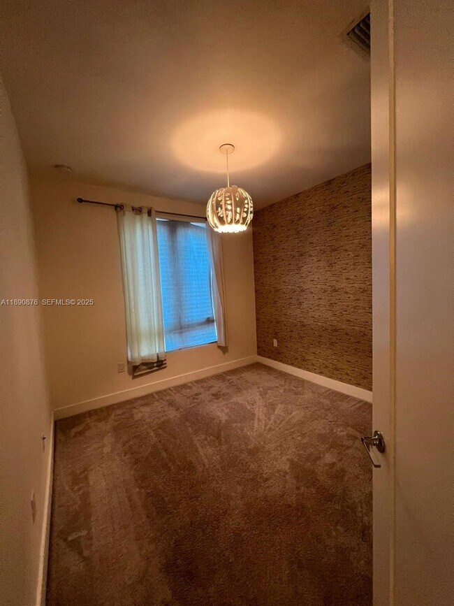 Building Photo - 10422 NW 64th Terrace