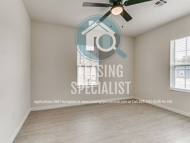 Building Photo - Norman 3 Bed 2 Bath New Custom Build Available for Immediate Move!!