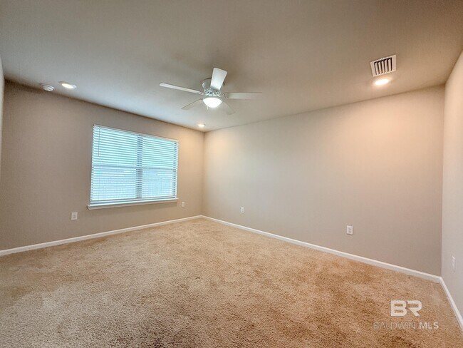 Building Photo - 8164 Irwin Loop