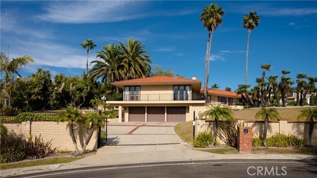 Building Photo - 984 La Cresta Pl