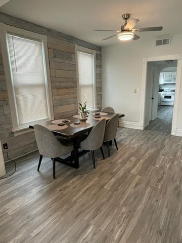 Building Photo - 3625 W Shakespeare Ave