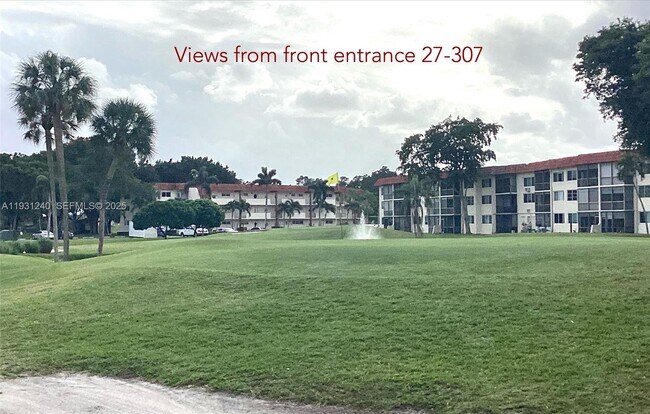 Building Photo - 681 S Hollybrook Dr