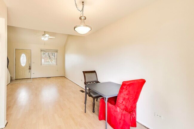 Building Photo - 1018 Pheasant Run Ln