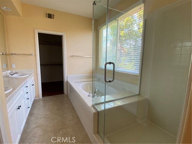 Building Photo - 44 Whispering Pine