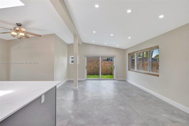 Building Photo - 3480 SW 20th St