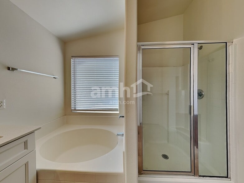 Building Photo - 9255 W Brown St