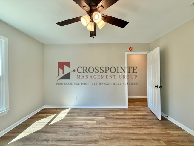 Building Photo - 303 N Virginia Ave