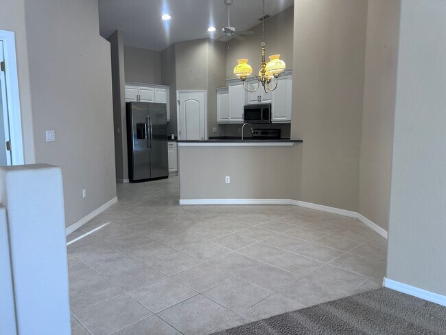 Building Photo - Sable Trace 3BR/2BT Lakefront Villa