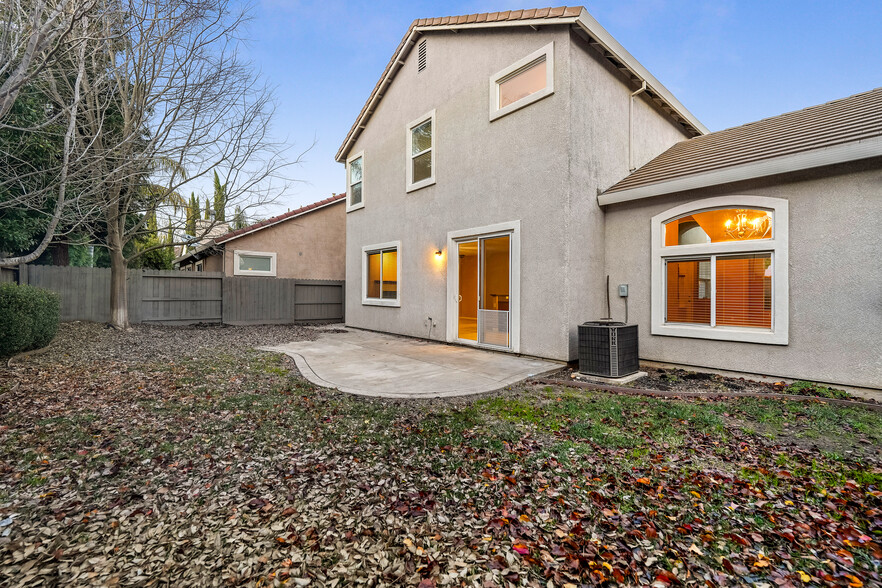 Building Photo - 4276 Steccato Dr