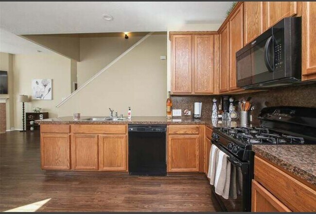 Building Photo - 1506 Lochstone Dr