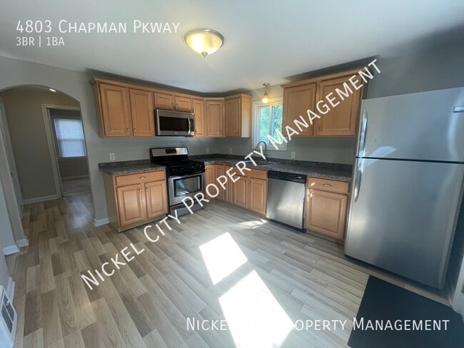 Building Photo - 4803 Chapman Pkwy