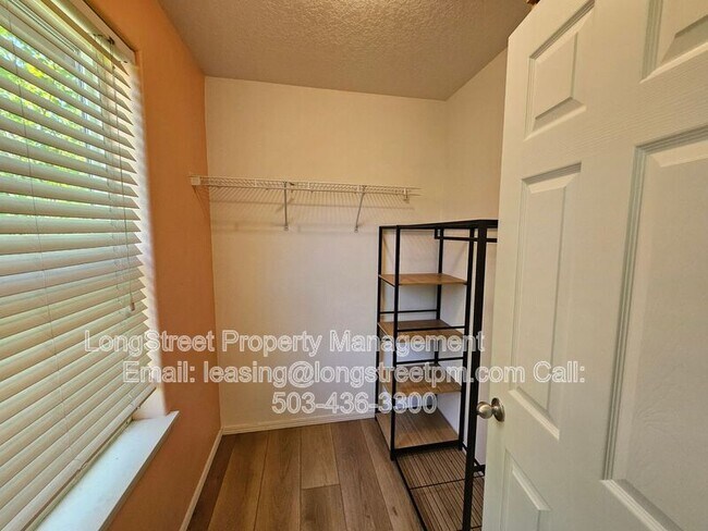 Building Photo - 13135 SW Raptor Pl