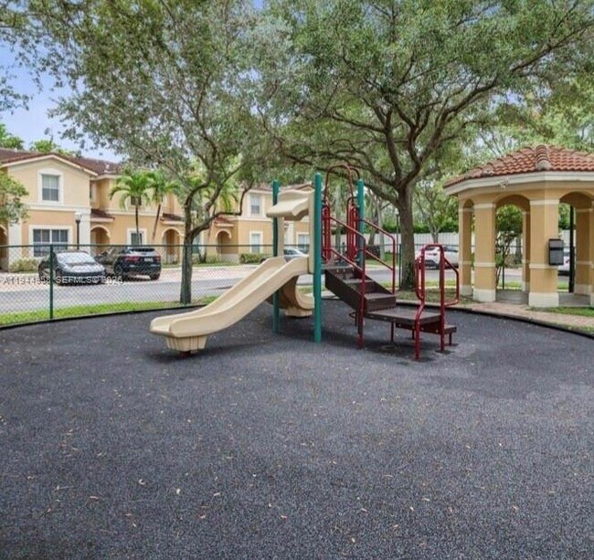 Building Photo - 12902 SW 30th St