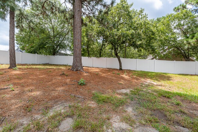 Building Photo - 622 Ridgefield Dr