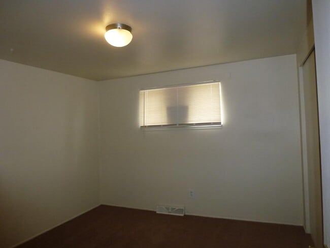 Building Photo - 7625 W 61st Ave