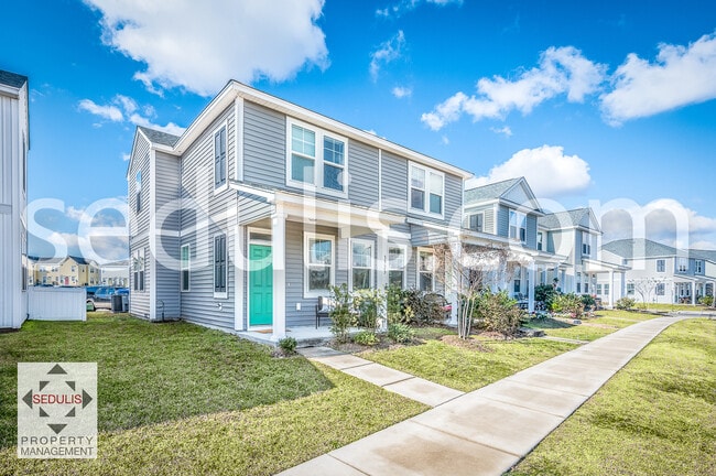 Building Photo - 3923 Four Poles Park Dr