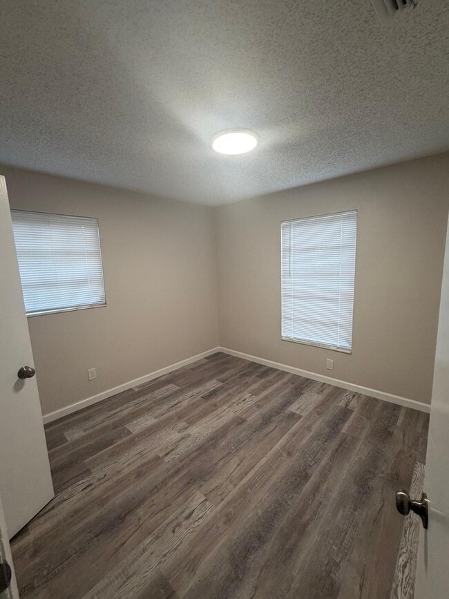 Building Photo - 3391 NW 18th Pl