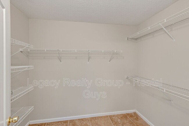 Building Photo - 12312 Harbor Winds Dr N