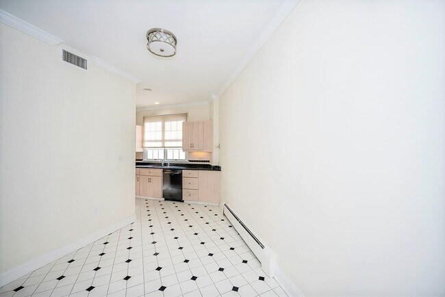 Building Photo - 109 Shearwater Ct E