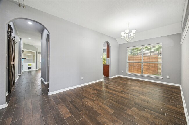 Building Photo - 20910 Sandy Briar Ct