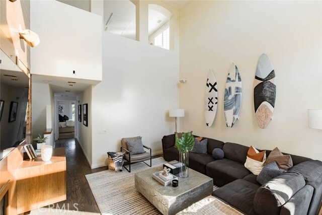 Building Photo - 615 7th St