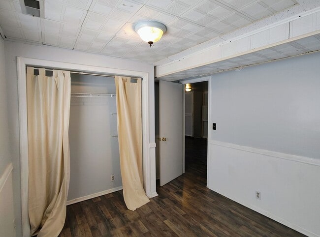 Building Photo - Great 5 Bed 3 Bath Rambler Home in Sandy