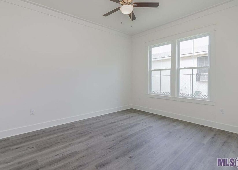 Building Photo - 634 W Grant St