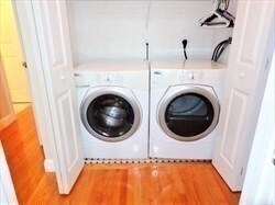 Building Photo - 215 Harvard St