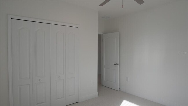 Building Photo - 6629 Fort Pierce Ave