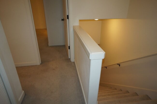 Building Photo - Beaverton Luxury Condo - Tanasbourne area - APPLICATION PENDING