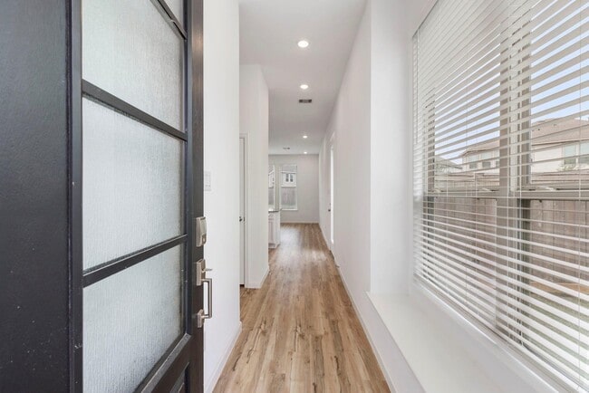 Building Photo - 21118 Rio San Jose Ct