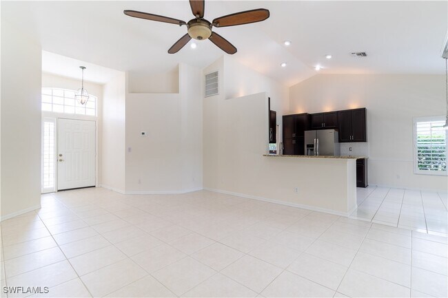 Building Photo - 687 Melville Ct