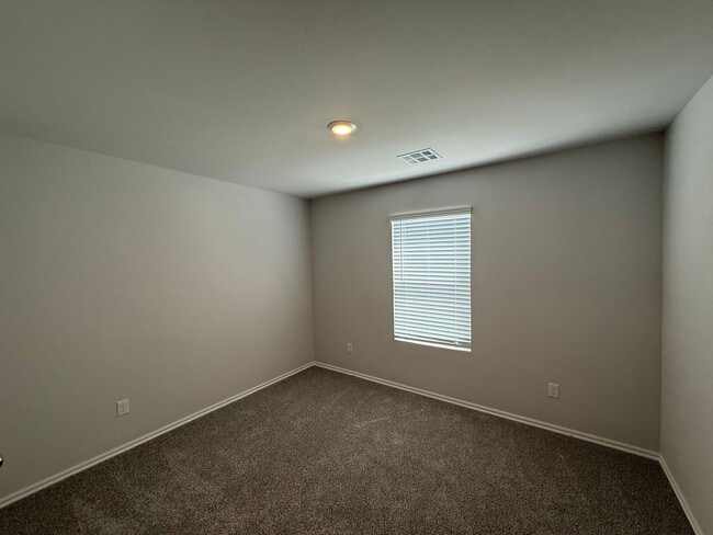 Building Photo - Brand New Spacious 3 Bedroom Home in Musta...