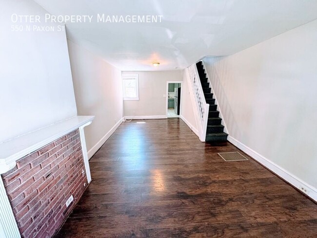 Building Photo - 550 N Paxon St
