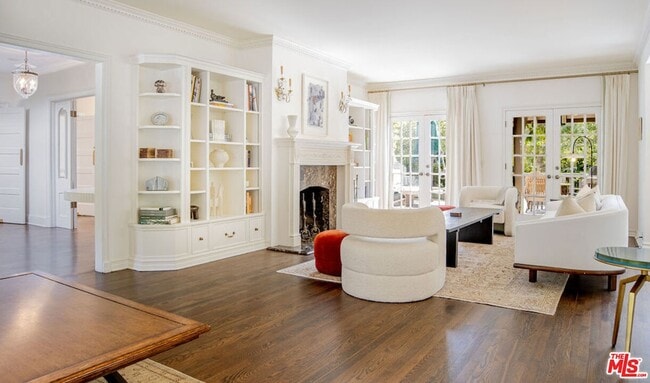 Building Photo - 226 Palisades Ave