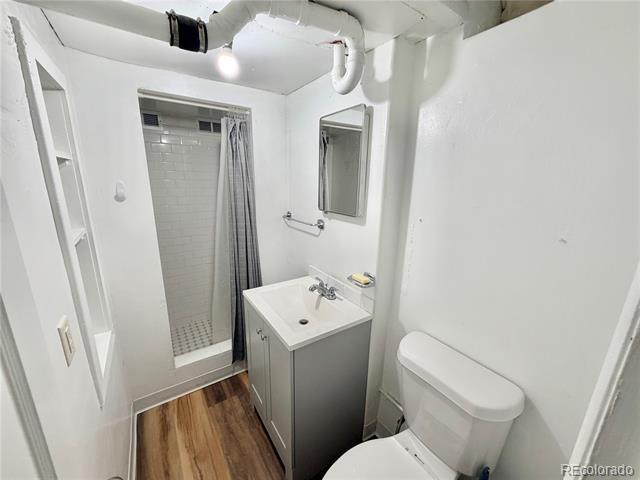 Building Photo - 1320 Holly St