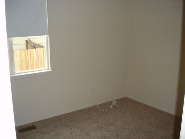 Building Photo - 5570 Vermillion Bluffs Dr