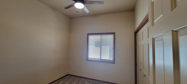 Building Photo - SILVER8424
