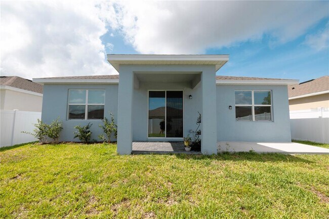 Building Photo - 2203 Pigeon Plum Dr