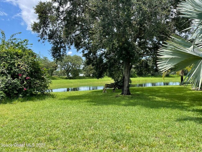 Building Photo - 1896 Windbrook Dr