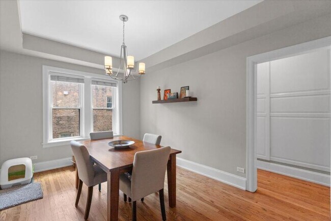 Building Photo - 1 bedroom in Chicago IL 60640
