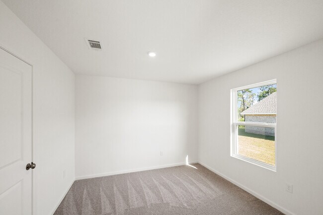 Building Photo - 21750 Sutherland Cir