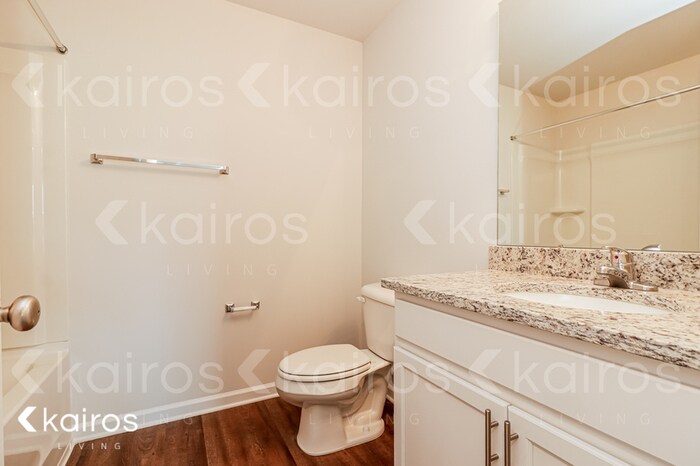 Building Photo - 104 Scots Pne Ct