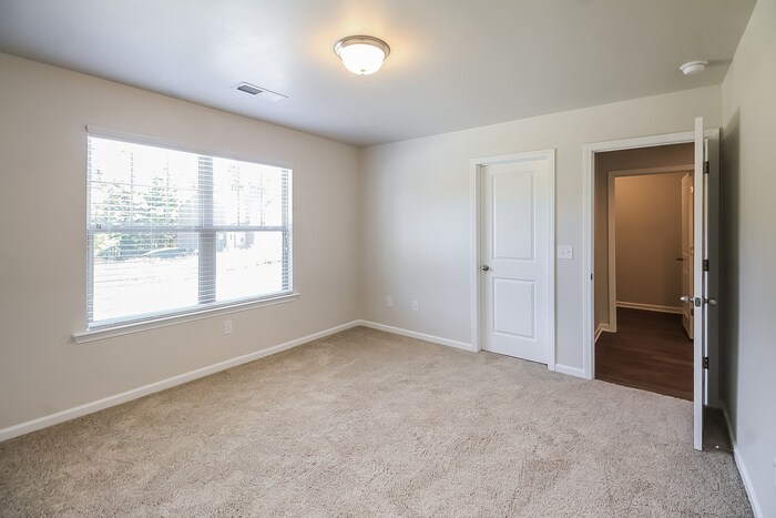 Building Photo - 3497 Dacite Ct